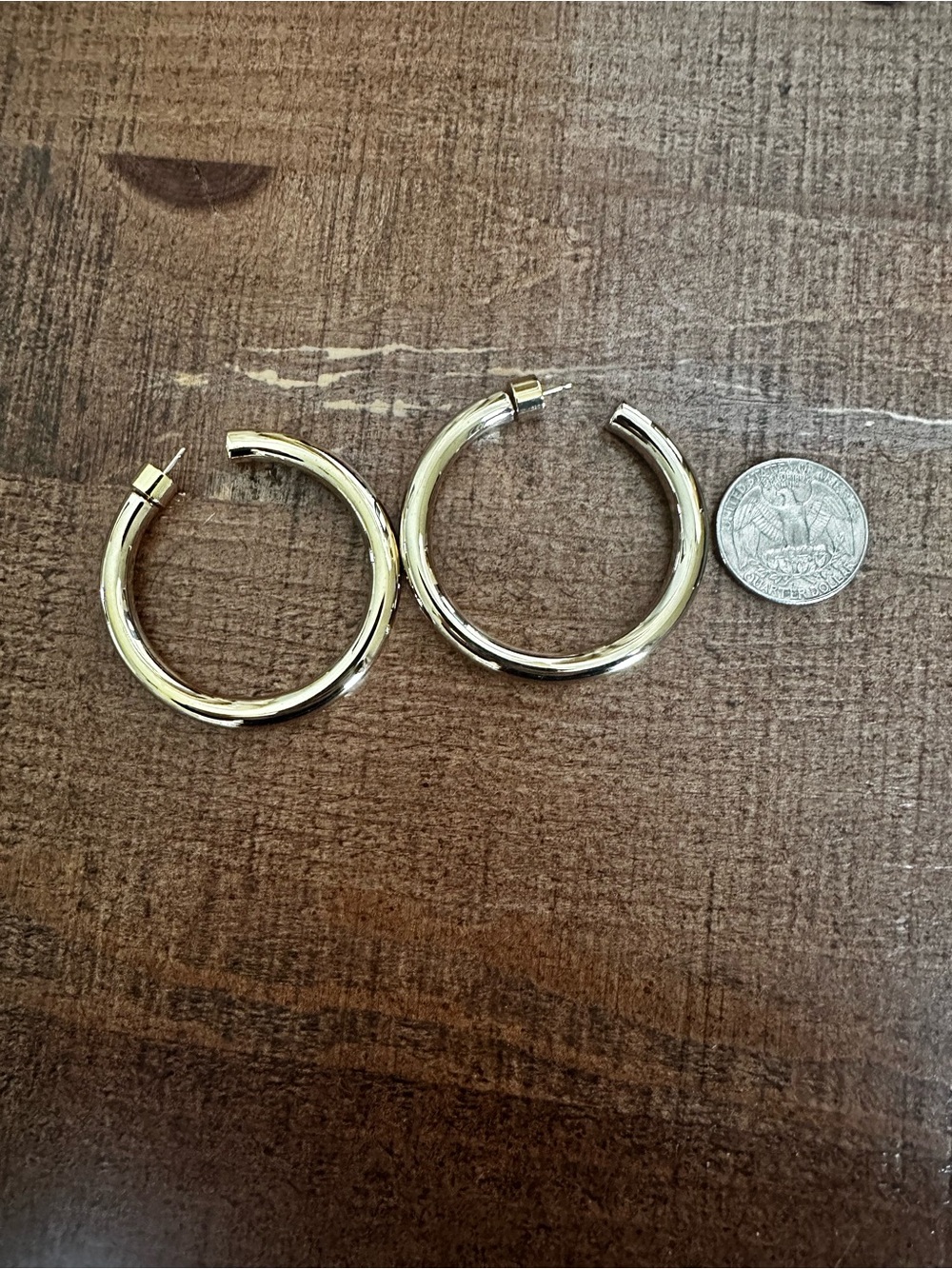 Jennifer Fisher Natasha Hoops (1.5 inch) - Picture 2 of 6